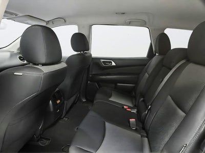 2020 Nissan Pathfinder SV