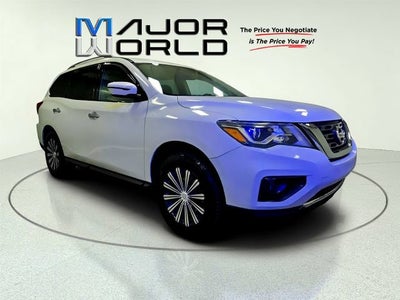 2020 Nissan Pathfinder SV