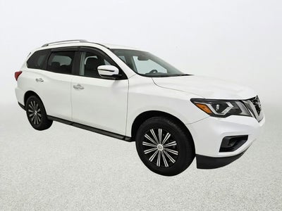 2020 Nissan Pathfinder SV