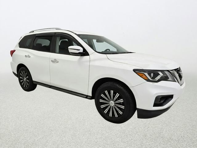 2020 Nissan Pathfinder SV