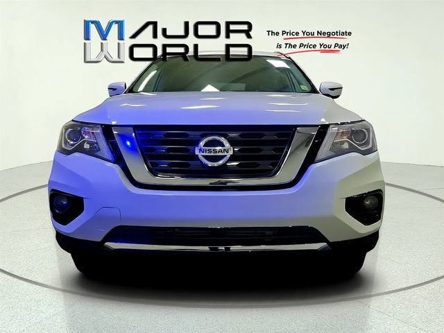 2020 Nissan Pathfinder SV