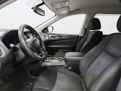 2020 Nissan Pathfinder SV