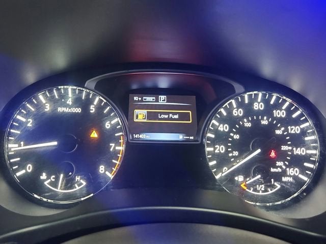 2017 Nissan Pathfinder SV