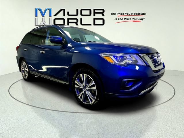 2017 Nissan Pathfinder SV