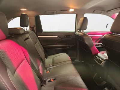 2015 Toyota Highlander LE