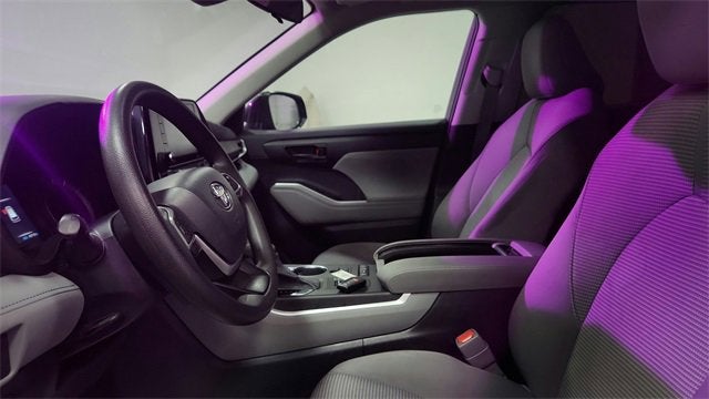 2022 Toyota Highlander L