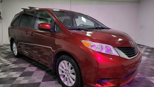 2014 Toyota Sienna LE