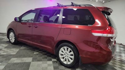 2014 Toyota Sienna LE