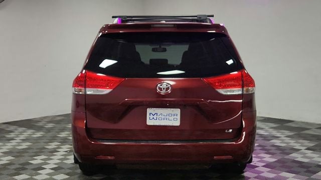 2014 Toyota Sienna LE