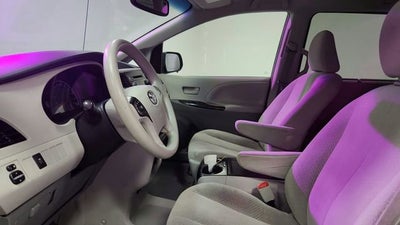 2014 Toyota Sienna LE