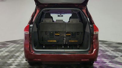 2014 Toyota Sienna LE