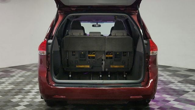2014 Toyota Sienna LE
