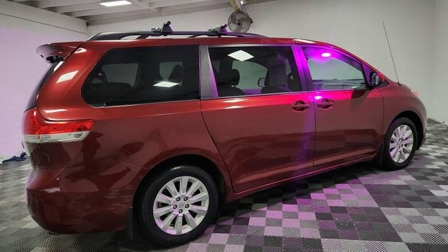 2014 Toyota Sienna LE