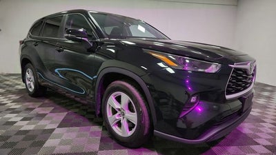 2024 Toyota Highlander LE