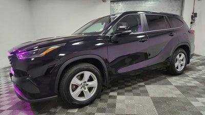 2024 Toyota Highlander LE