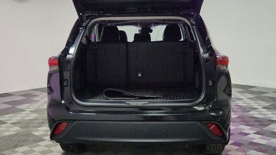 2024 Toyota Highlander LE