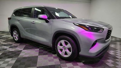2024 Toyota Highlander LE