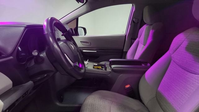 2021 Toyota Sienna LE