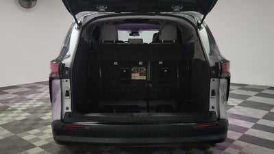 2021 Toyota Sienna LE