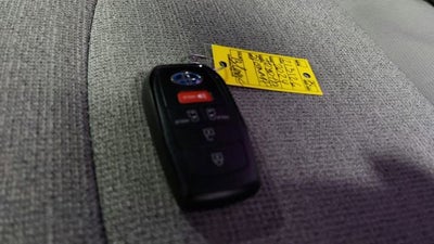 2024 Toyota Sienna LE