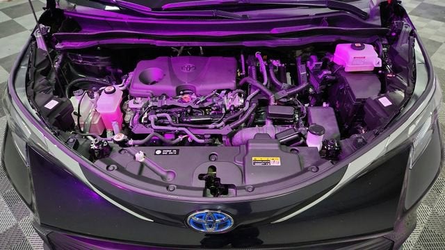 2024 Toyota Sienna LE