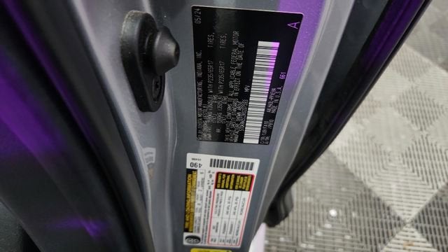 2024 Toyota Sienna LE