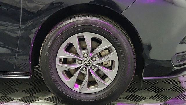 2024 Toyota Sienna LE