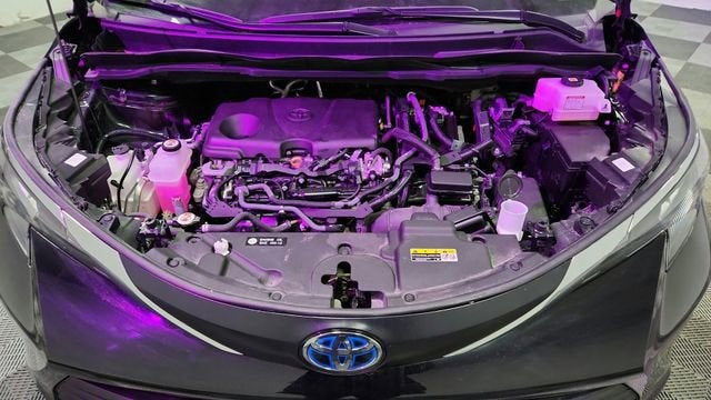 2024 Toyota Sienna LE