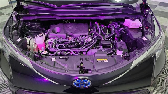 2024 Toyota Sienna LE