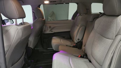 2024 Toyota Sienna LE