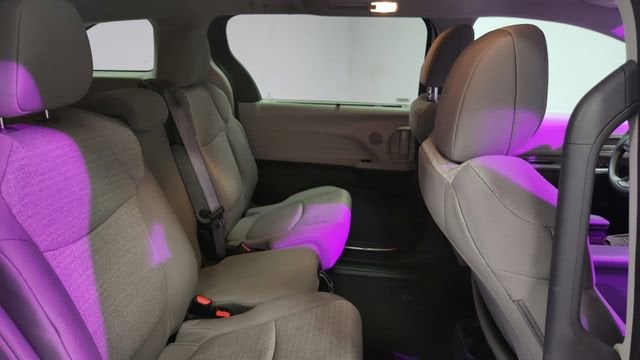 2024 Toyota Sienna LE