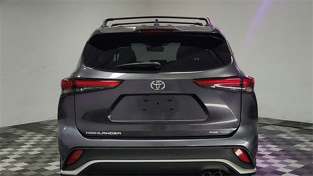 2022 Toyota Highlander XSE