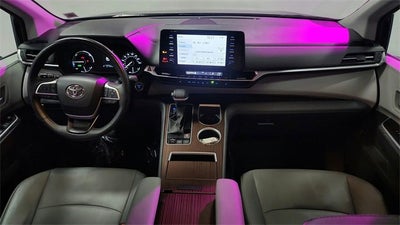 2024 Toyota Sienna XLE