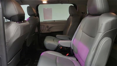 2024 Toyota Sienna XLE