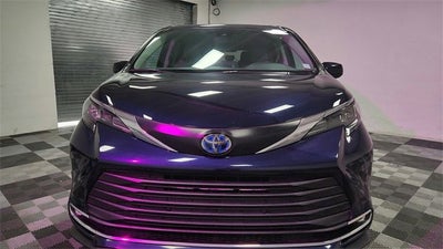 2024 Toyota Sienna XLE
