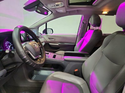 2022 Toyota Sienna XLE