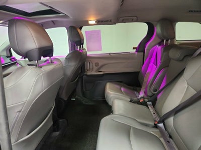 2022 Toyota Sienna XLE