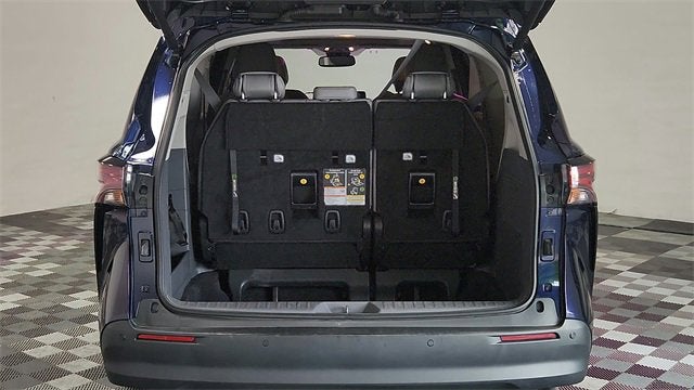 2024 Toyota Sienna XLE
