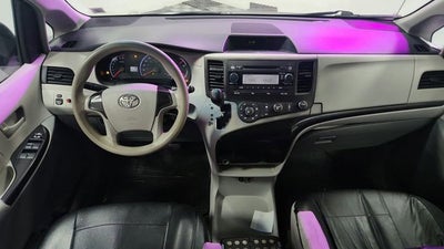 2014 Toyota Sienna L