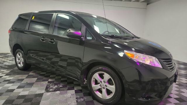 2014 Toyota Sienna L