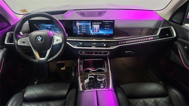 2025 BMW X7 xDrive40i