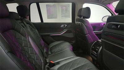 2025 BMW X7 xDrive40i