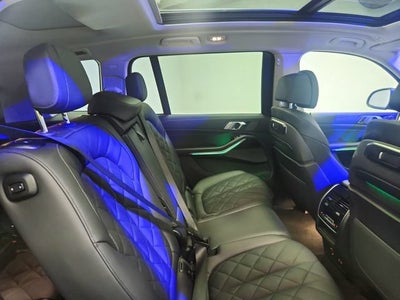 2025 BMW X7 xDrive40i