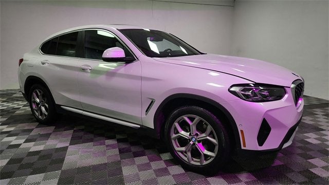 2025 BMW X4 xDrive30i