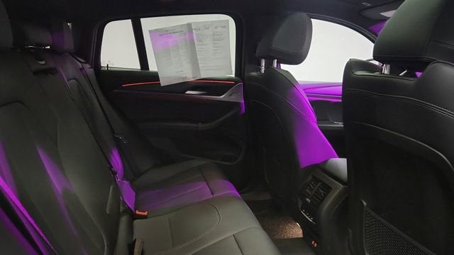 2025 BMW X4 xDrive30i