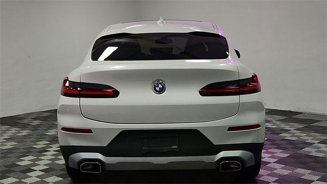 2025 BMW X4 xDrive30i