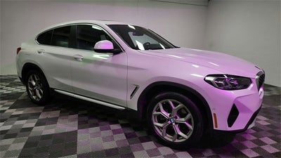 2025 BMW X4 xDrive30i