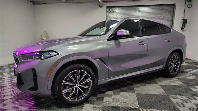 2025 BMW X6 xDrive40i