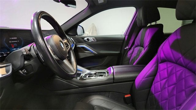2025 BMW X6 xDrive40i