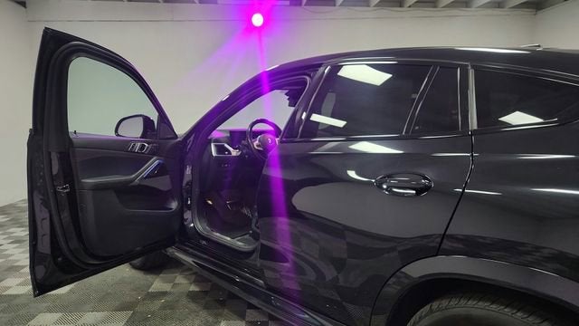 2025 BMW X6 xDrive40i